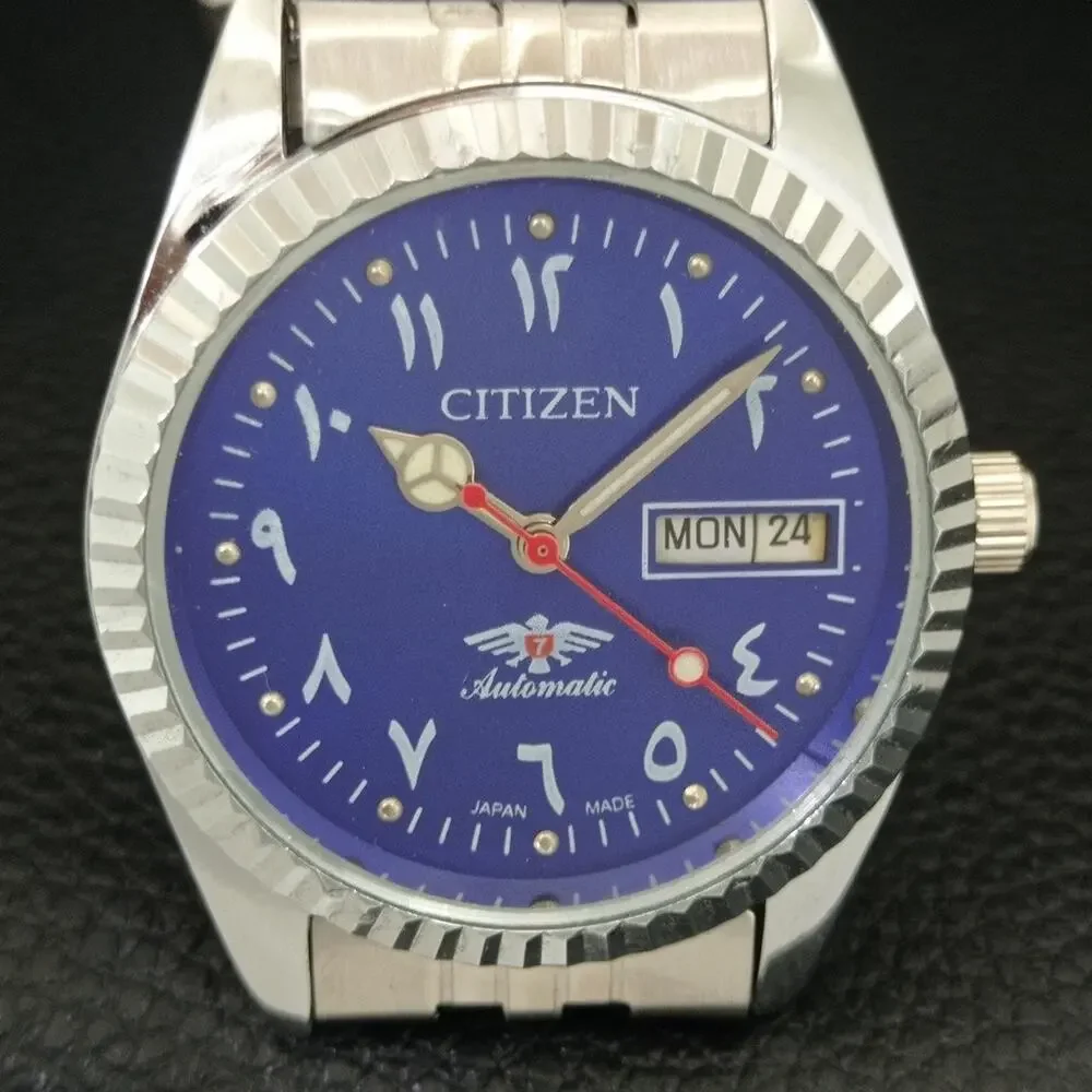 Vintage 1977 Citizen Automatic Mens Silver Watch W/daydate & Arabic accents